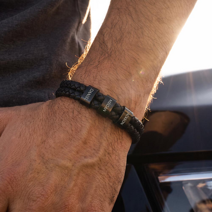 To My Dad – Personalized Engraved Name Bracelet with Heartfelt Message Card
